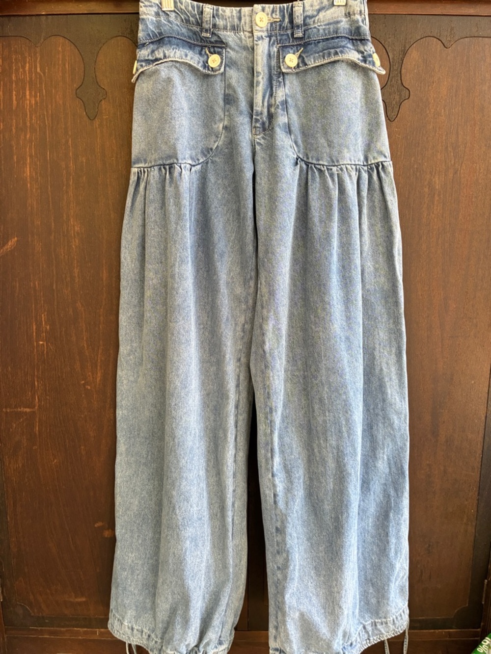 Light Wash Wide Leg Jeans - Women's Flare & Wide Leg